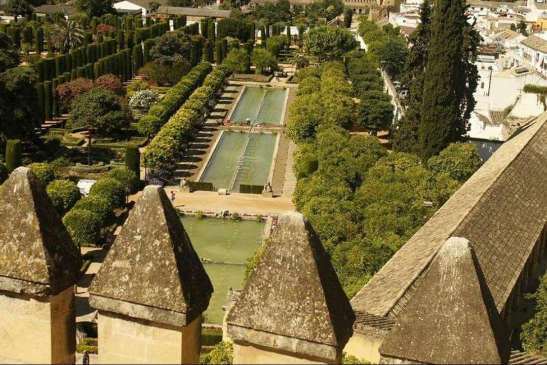 A 20 Metros De La Mezquita Catedral ,Apartamentos Turistico Cespedes 5 Cordova Esterno foto